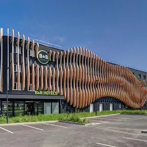 Hotel Evian, Publier